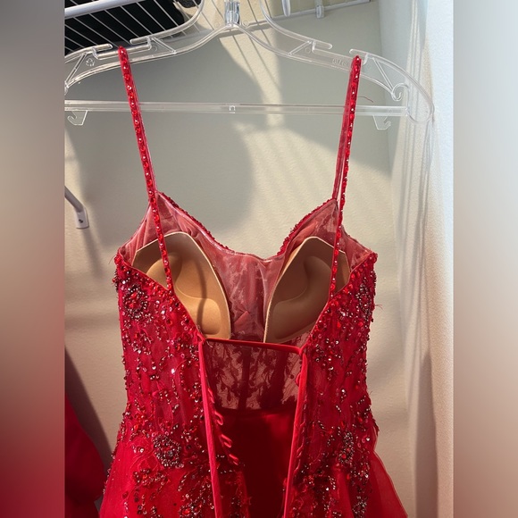 Selling my prom dress from last year. Worn once, in great condition! - Picture 4 of 4